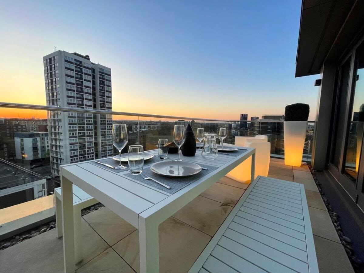 Penthouse Apartment In The Heart Of London Exterior photo